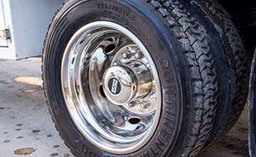 JB Tire Commercial Tire Thumbnail